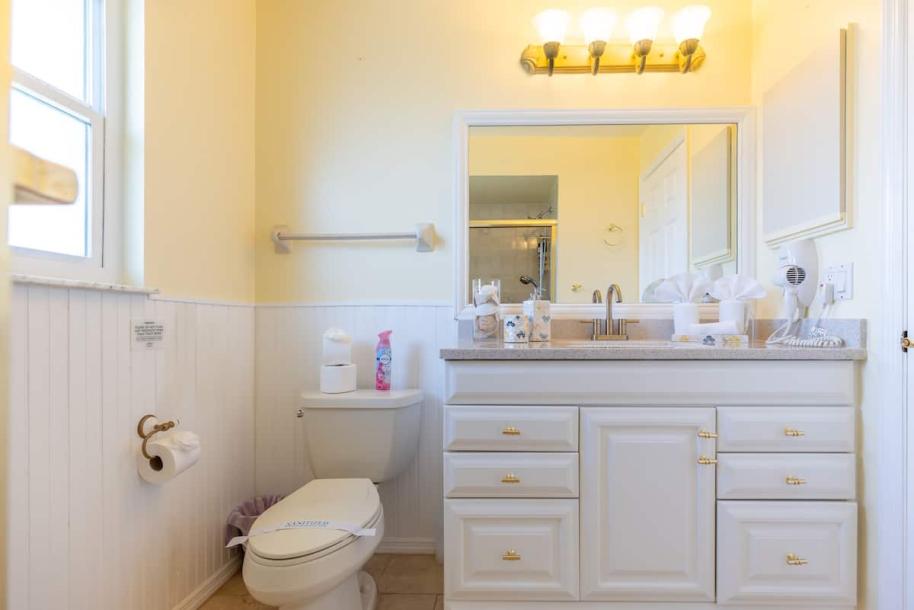Entire home in Port Charlotte, Florida 11 guests3 bedrooms5 beds2 baths-4