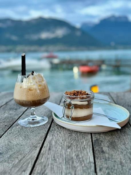 Entire rental unit in Annecy, France 2 guests1 bedroom2 beds1 bath-4