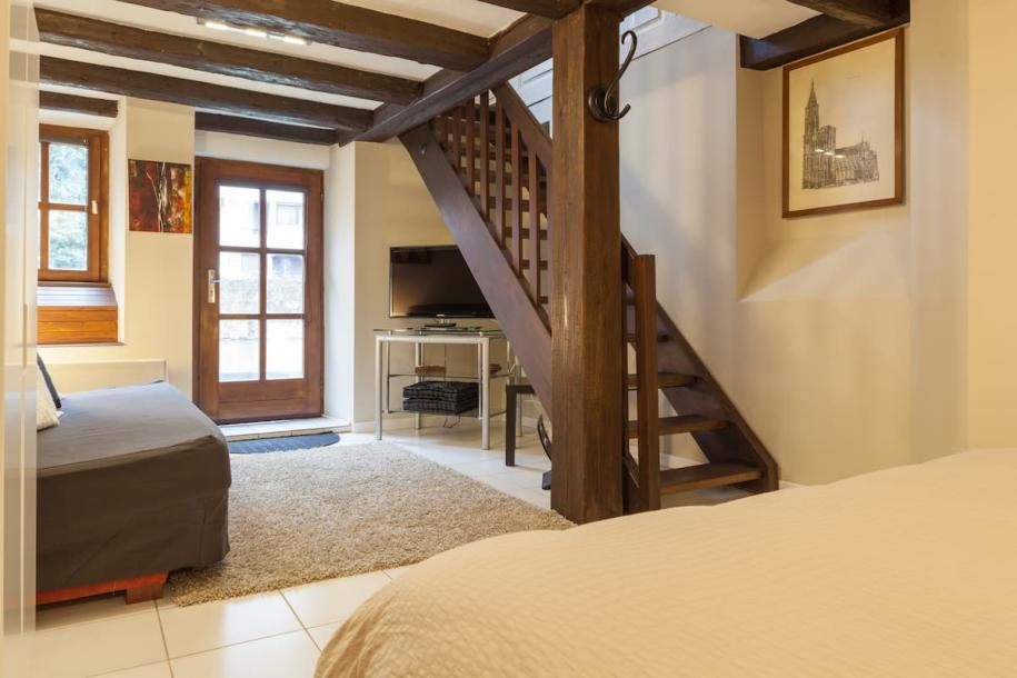 Entire rental unit in Strasbourg, France 3 guests1 bedroom2 beds1 bath-15