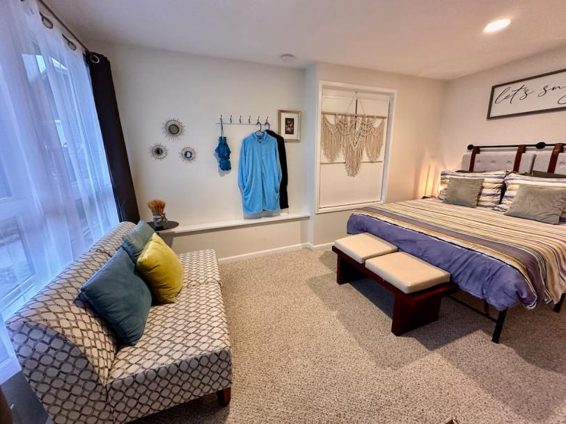 Entire guest suite in Mukilteo, Washington 3 guests1 bedroom1 bed1 bath-12