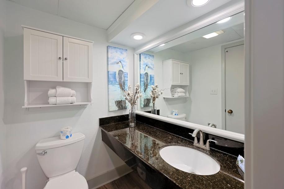 Entire condo in Myrtle Beach, South Carolina 2 guests1 bedroom1.5 baths-2