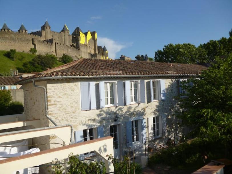 Entire home in Carcassonne, France 3 guests1 bedroom2 beds1 bath-4