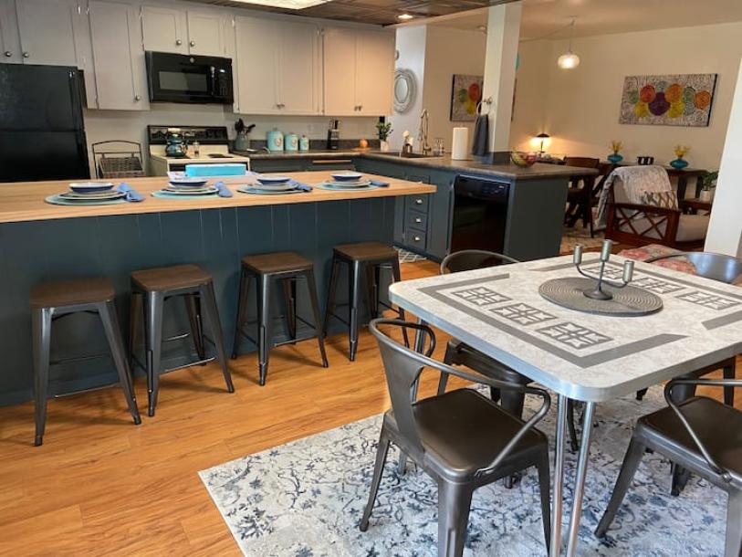 Entire rental unit in Port Angeles, Washington 4 guests1 bedroom2 beds1 bath-12