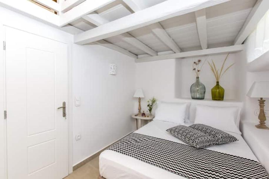 Entire rental unit in Naxos, Greece 5 guests2 bedrooms3 beds1.5 baths-12