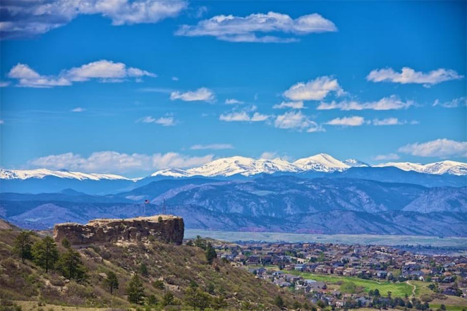 Entire home in Castle Rock, Colorado 2 guests1 bedroom1 bed1.5 baths-3