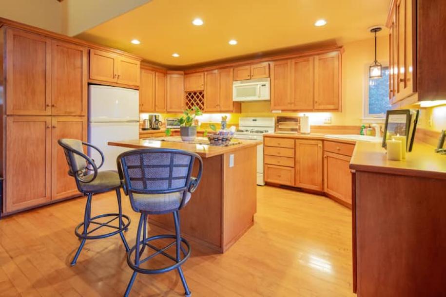 Entire chalet in Three Rivers, California 2 guests1 bedroom1 bed1 bath-8