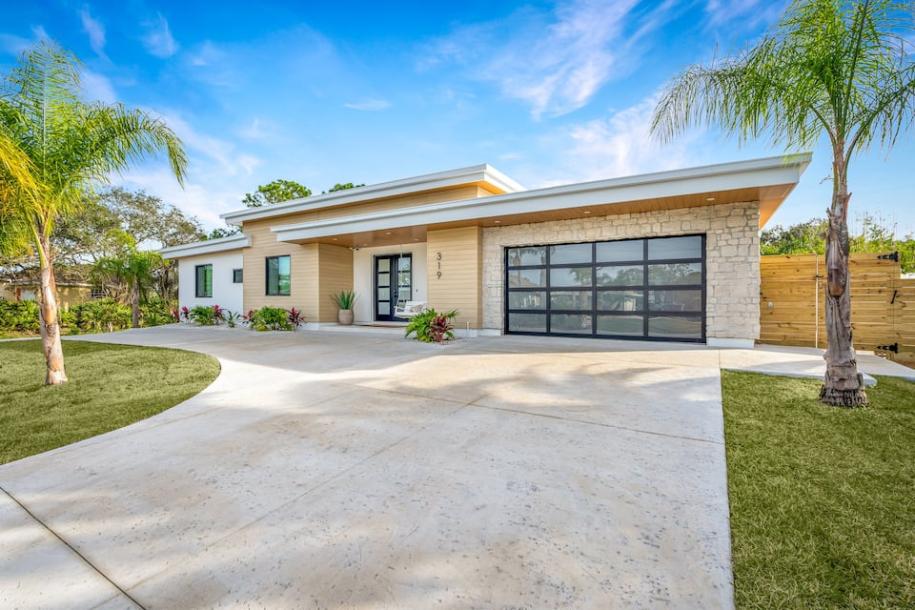 Entire home in St. Augustine, Florida 10 guests4 bedrooms7 beds3.5 baths-5