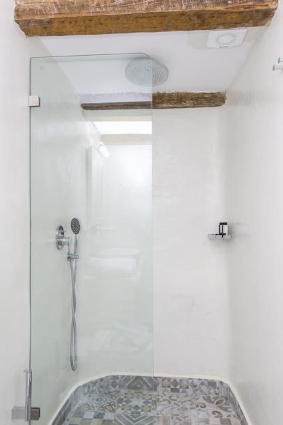 Entire rental unit in Naxos, Greece 5 guests2 bedrooms3 beds1.5 baths-11