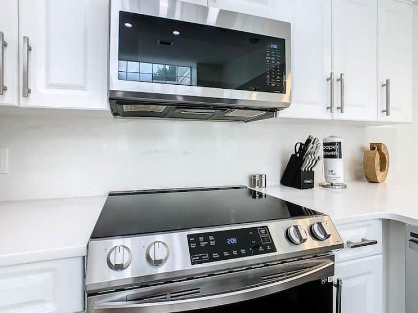 Entire villa in Kissimmee, Florida 10 guests3 bedrooms6 beds3 baths-14