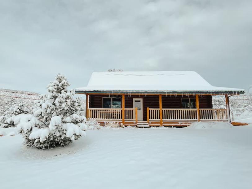 Entire cabin in Kanab, Utah, United States 4 guests2 bedrooms2 beds2 baths-1