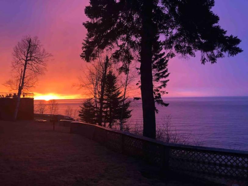 Entire condo in Tofte, Minnesota 2 guests1 bedroom1 bed1 bath-2