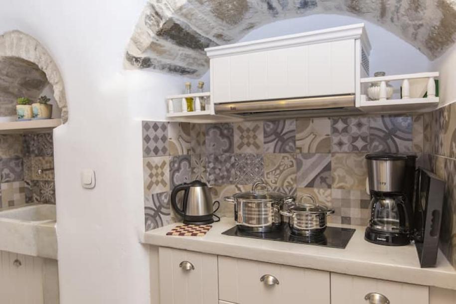 Entire rental unit in Naxos, Greece 5 guests2 bedrooms3 beds1.5 baths-6
