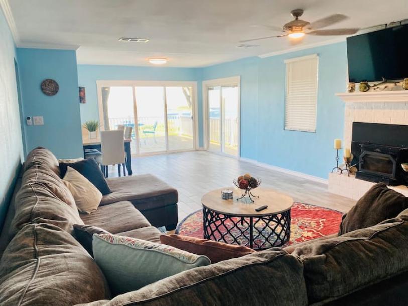 Entire home in Belton, Texas 6 guests2 bedrooms2 beds1 bath-16