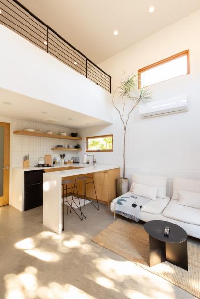 Entire guesthouse in Los Angeles, California 2 guests1 bedroom1 bed1 bath-17