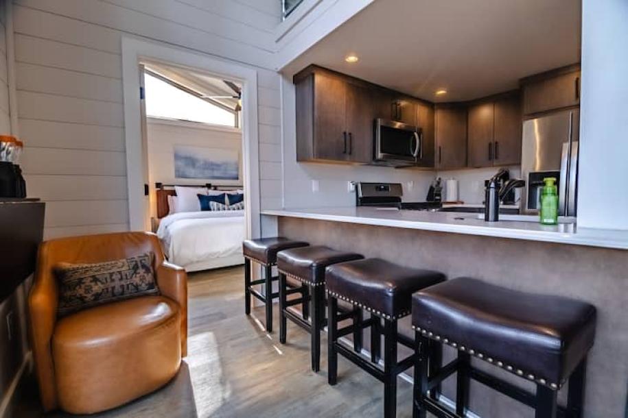 Tiny home in Tracy City, Tennessee 6 guests3 bedrooms2 beds2 baths-13