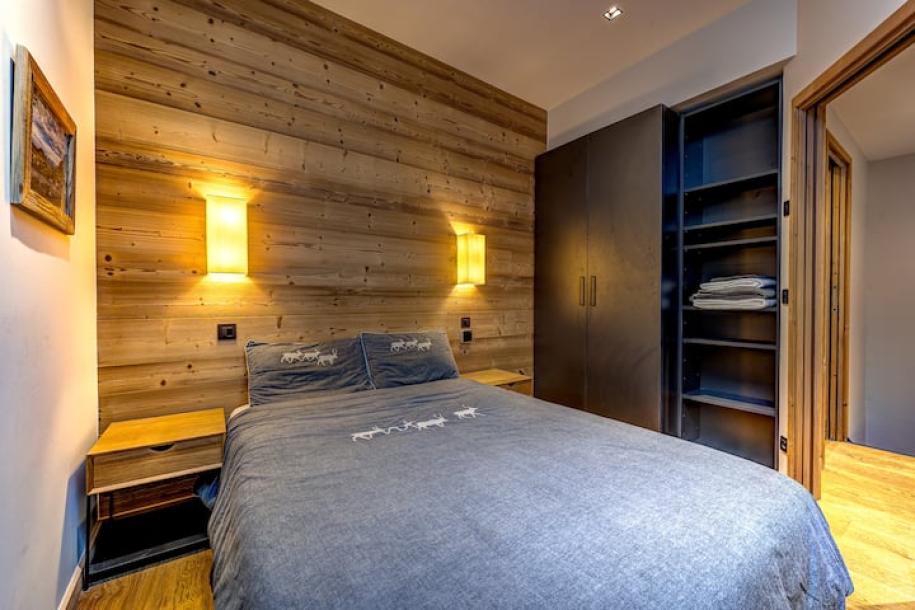 Entire rental unit in Chamonix-Mont-Blanc, France 3 guests1 bedroom3 beds1 bath-5