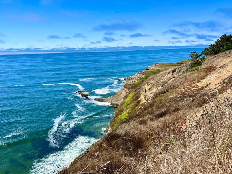 Camper/RV in Half Moon Bay, California 2 guests1 bedroom2 beds1 bath-5