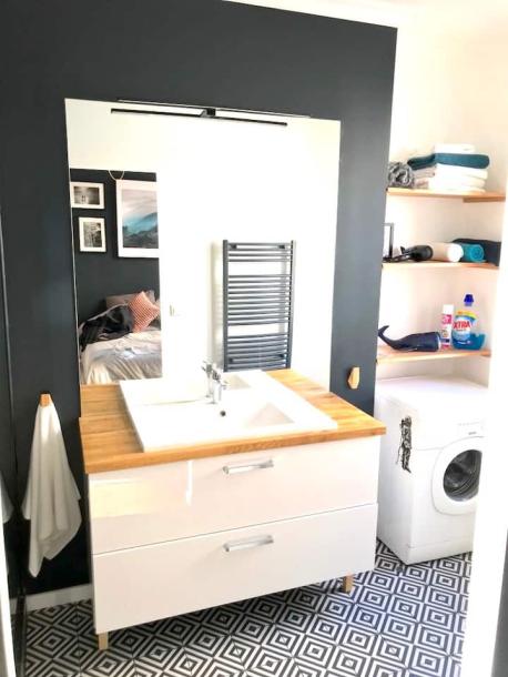 Entire rental unit in Marseille, France 2 guests1 bedroom1 bed1 bath-4