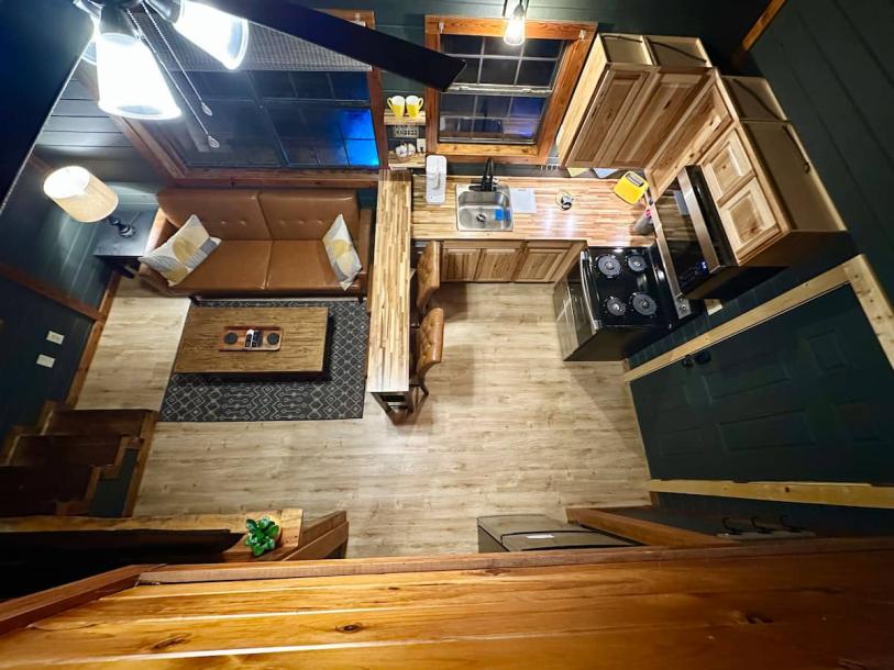 Tiny home in Pigeon Forge, Tennessee 3 guests1 bedroom2 beds1.5 baths-7