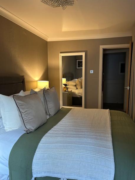 Entire rental unit in Edinburgh, United Kingdom 3 guests1 bedroom1 bed1 bath-5