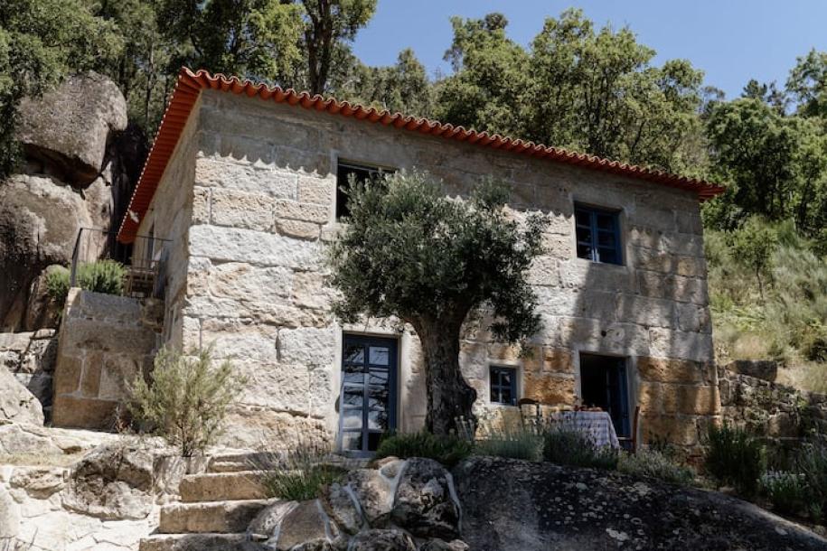 Entire home in Penha Longa, Portugal 2 guests1 bedroom1 bed1 bath-3