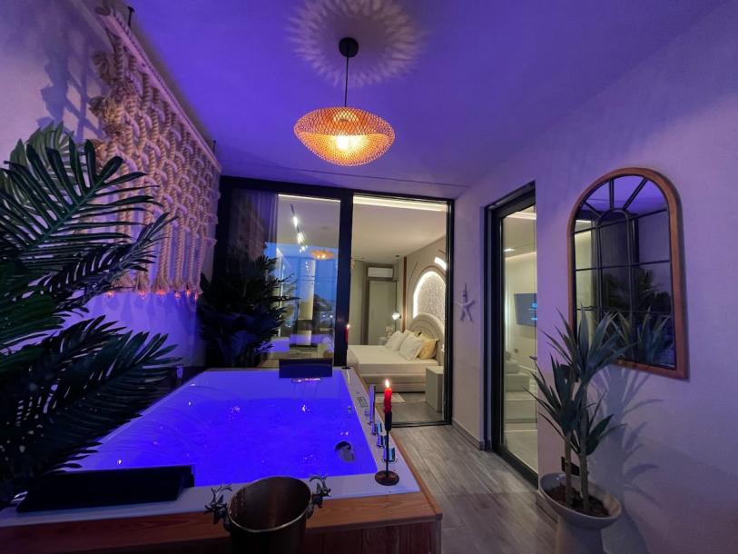 Entire rental unit in Durrës, Albania 3 guests1 bedroom1 bed1 bath-7