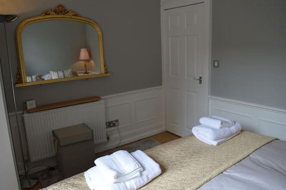 Entire rental unit in Edinburgh, United Kingdom 3 guests1 bedroom2 beds1 bath-10