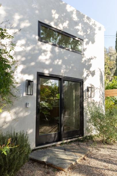 Entire guesthouse in Los Angeles, California 2 guests1 bedroom1 bed1 bath-0