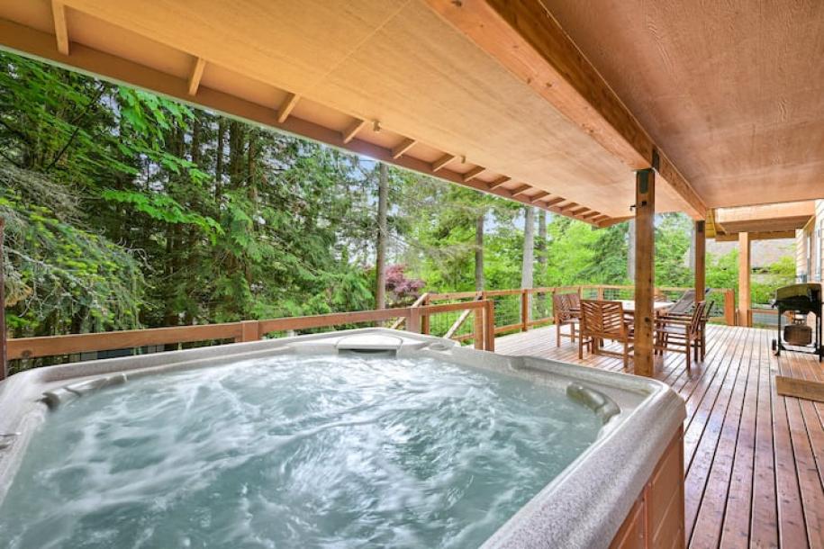 Entire home in Bellingham, Washington 5 guests3 bedrooms3 beds2.5 baths-2