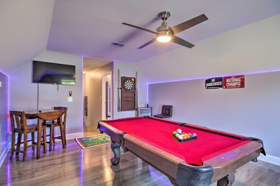 Entire home in Hopkins, South Carolina 6 guests2 bedrooms2 beds2.5 baths-9
