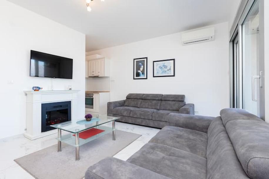 Entire rental unit in Montenegro 2 guests1 bedroom1 bed1 bath-16