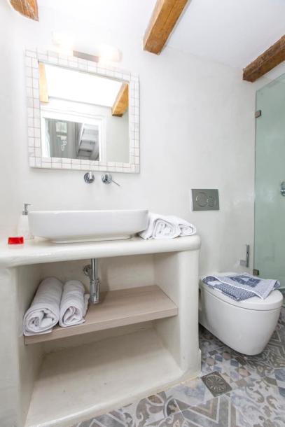 Entire rental unit in Naxos, Greece 5 guests2 bedrooms3 beds1.5 baths-5