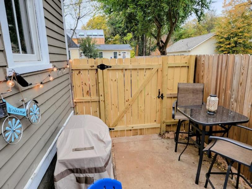 Entire serviced apartment in Raleigh, North Carolina 2 guests1 bedroom1 bed1 bath-14