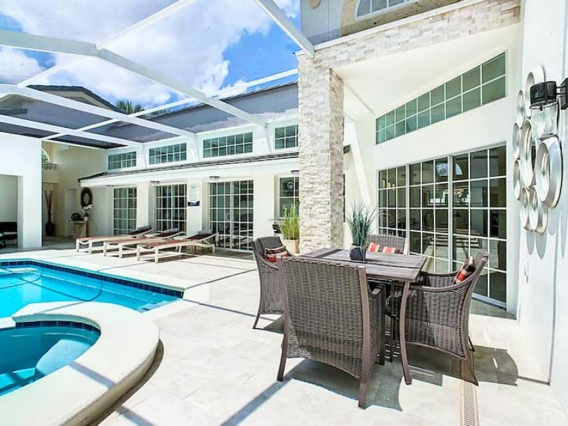 Entire villa in Kissimmee, Florida 10 guests3 bedrooms6 beds3 baths-5