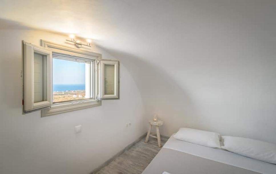 Entire home in Oia, Greece 2 guests1 bedroom1 bed1 bath-6