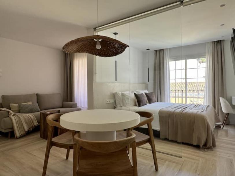 Entire rental unit in Málaga, Spain 2 guests1 bedroom1 bed1 bath-11