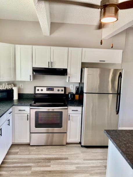 49 Steps to the Beach 2 bedrooms 2 bathrooms-9