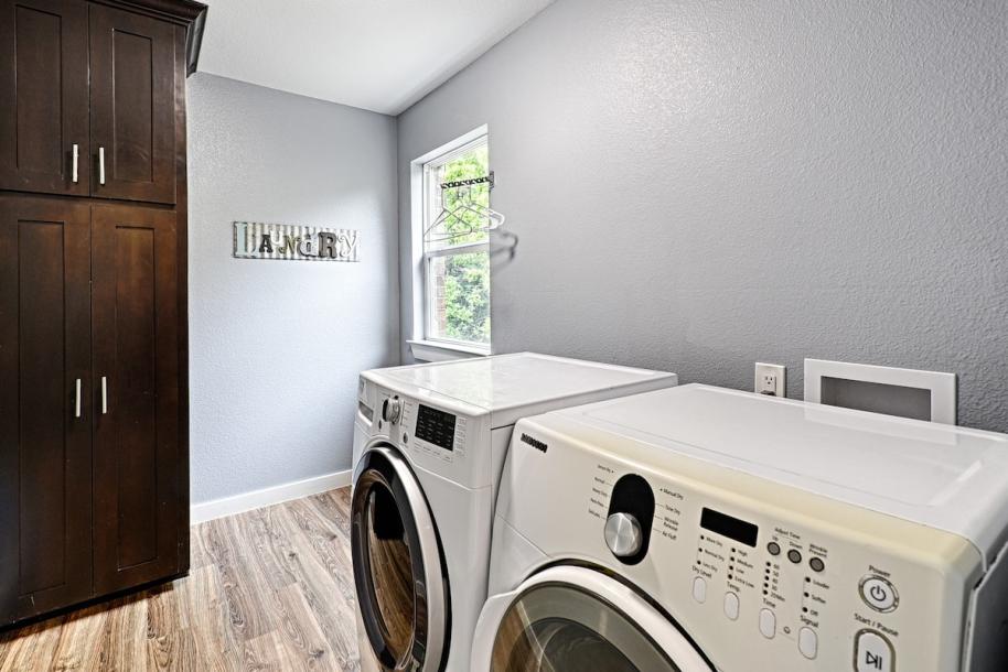 Entire home in Greenville, Texas 2 guests1 bedroom1 bed1 bath-17