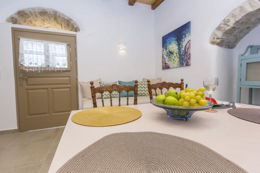 Entire rental unit in Naxos, Greece 5 guests2 bedrooms3 beds1.5 baths-8