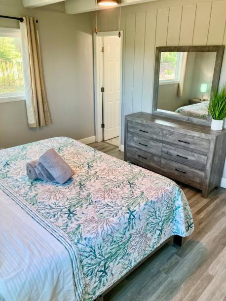 49 Steps to the Beach 2 bedrooms 2 bathrooms-7
