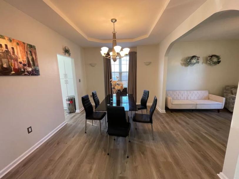 Entire home in Norfolk, Virginia 8 guests3 bedrooms5 beds2.5 baths-15