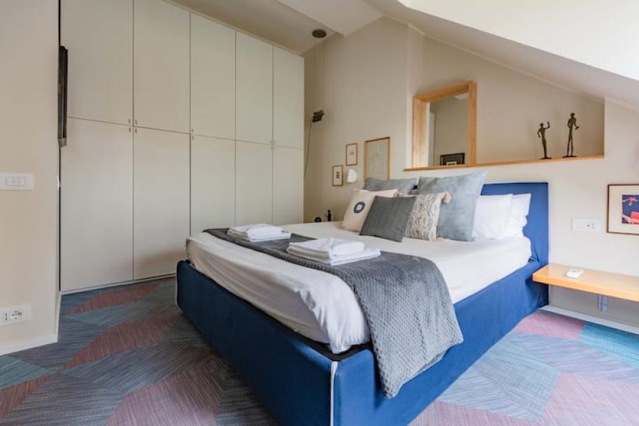 Entire rental unit in Milano, Italy 2 guests1 bedroom1 bed1 bath-8