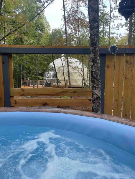 Dome in Travelers Rest, South Carolina 2 guests1 bedroom1 bed1 bath-4