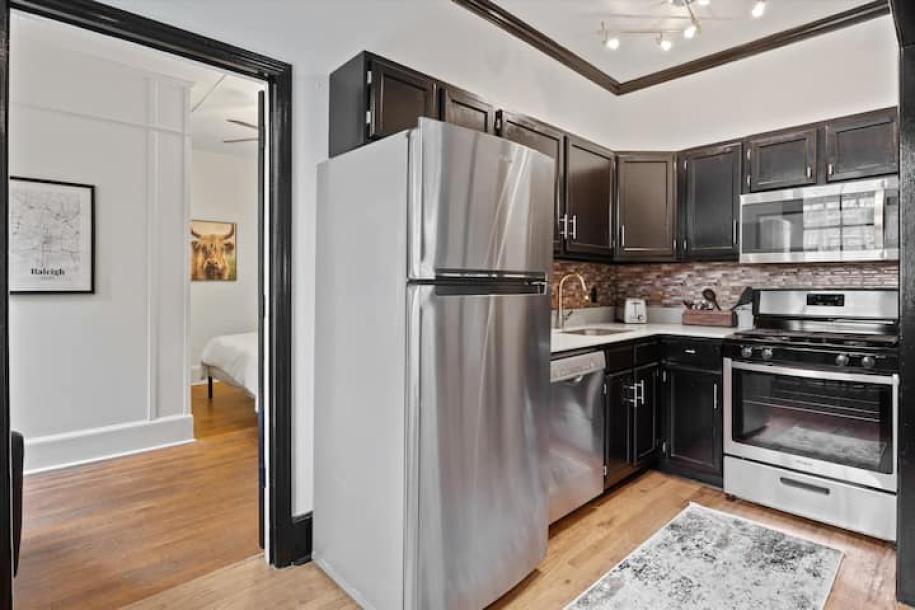 Entire serviced apartment in Raleigh, North Carolina 2 guests1 bedroom1 bed1 bath-4