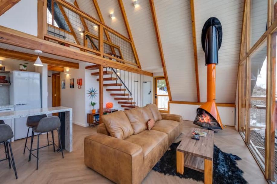 Entire cabin in Arrowbear Lake, California 5 guests2 bedrooms2 beds1 bath-16