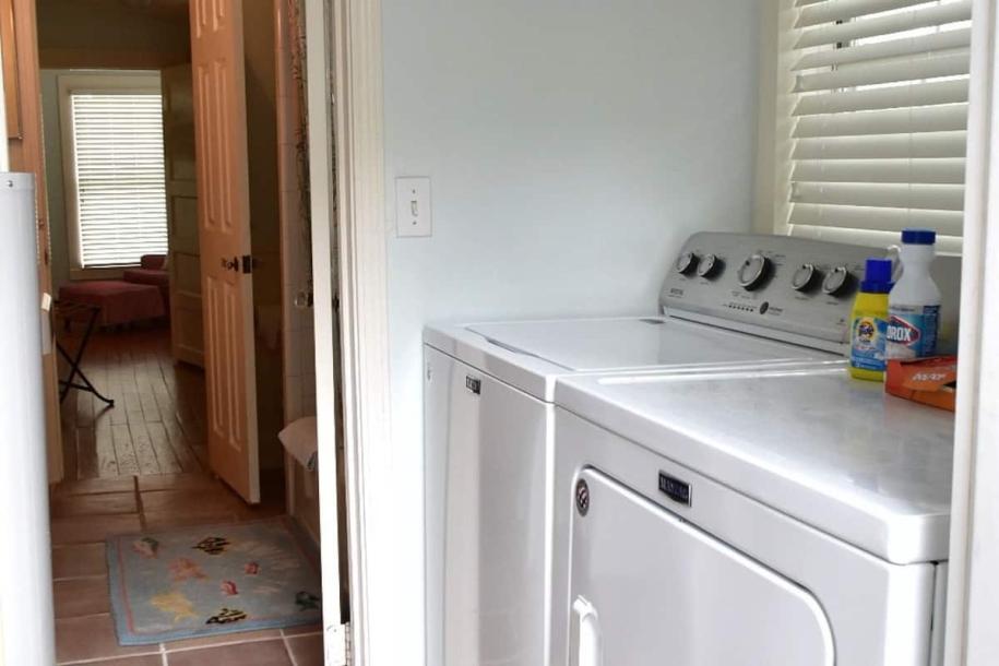 SSI Beach House + Private Pool & Hot Tub w/Bikes!-1