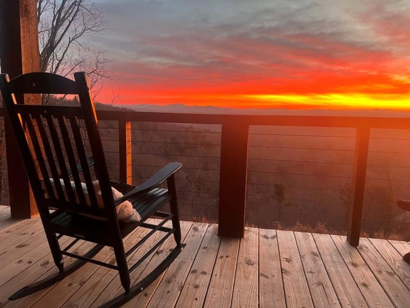 Entire rental unit in Blue Ridge, Georgia, United States 4 guests1 bedroom2 beds1 bath-1