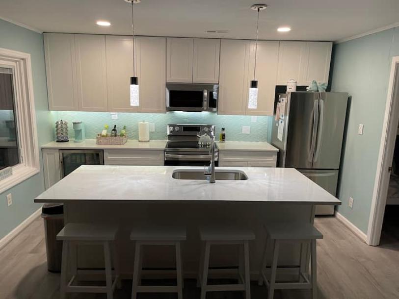 Entire home in Surf City, North Carolina 7 guests2 bedrooms5 beds1 bath-6