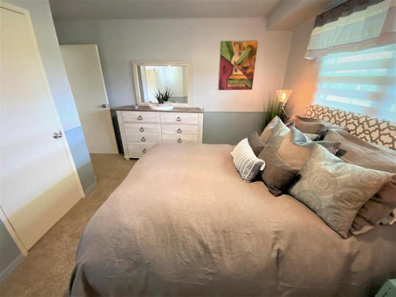 Entire rental unit in Port Angeles, Washington 4 guests1 bedroom2 beds1 bath-8