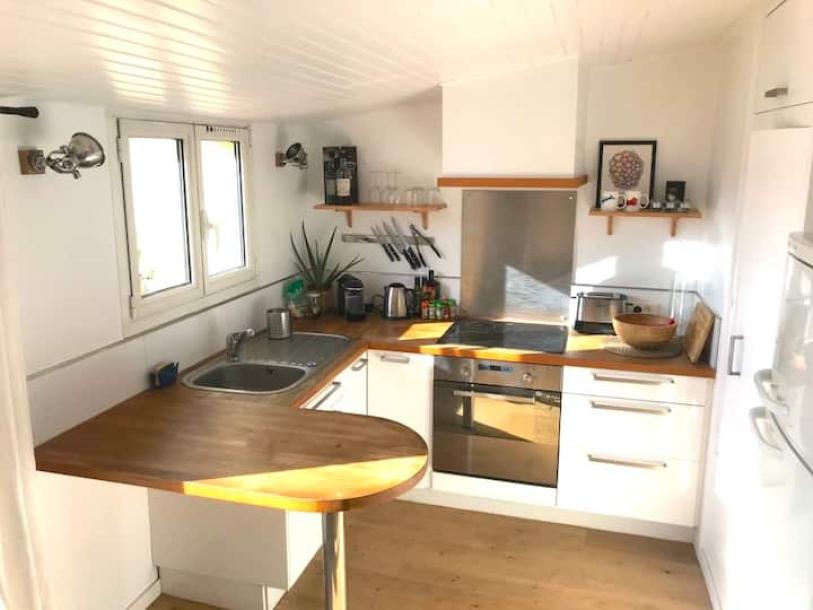 Entire rental unit in Marseille, France 2 guests1 bedroom1 bed1 bath-1